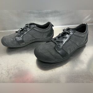 Keen Charcoal and Black Leather and Canvas Shoe - Size 12 - GUC
